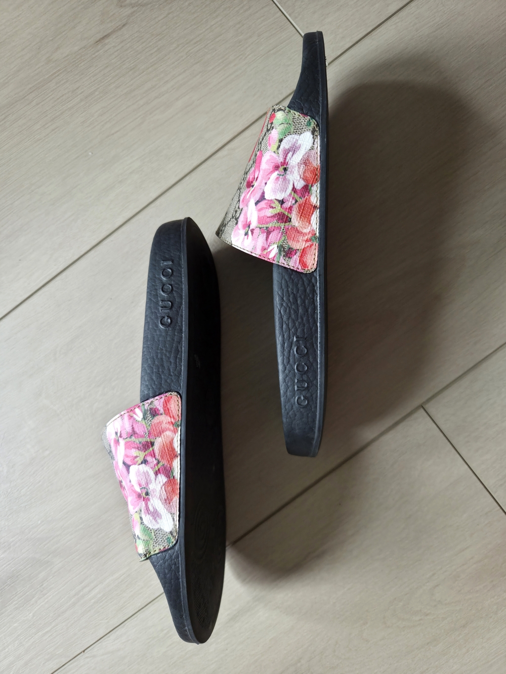 Authentic Gucci GG Floral Slide Sandals in Size 38 - Picture 6 of 6